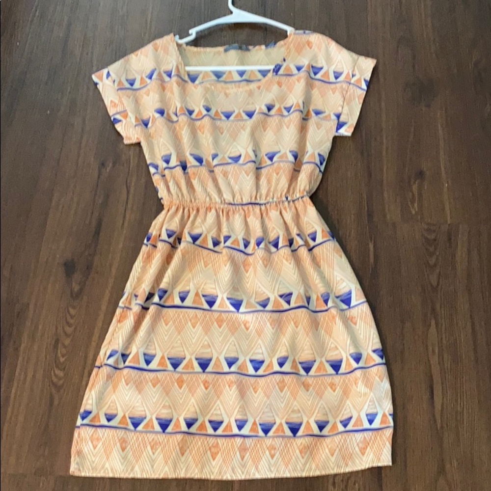 New summer dress never worn!